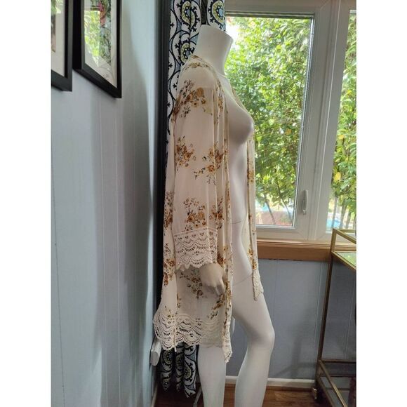 Mason & Belle Lace Edged Sheer Kimono NWT - Picture 2 of 4